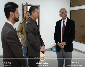 رئيس جامعة سومر يجري زيارة الى كلية الطب ويتفقد مشروع النادي الطلابي